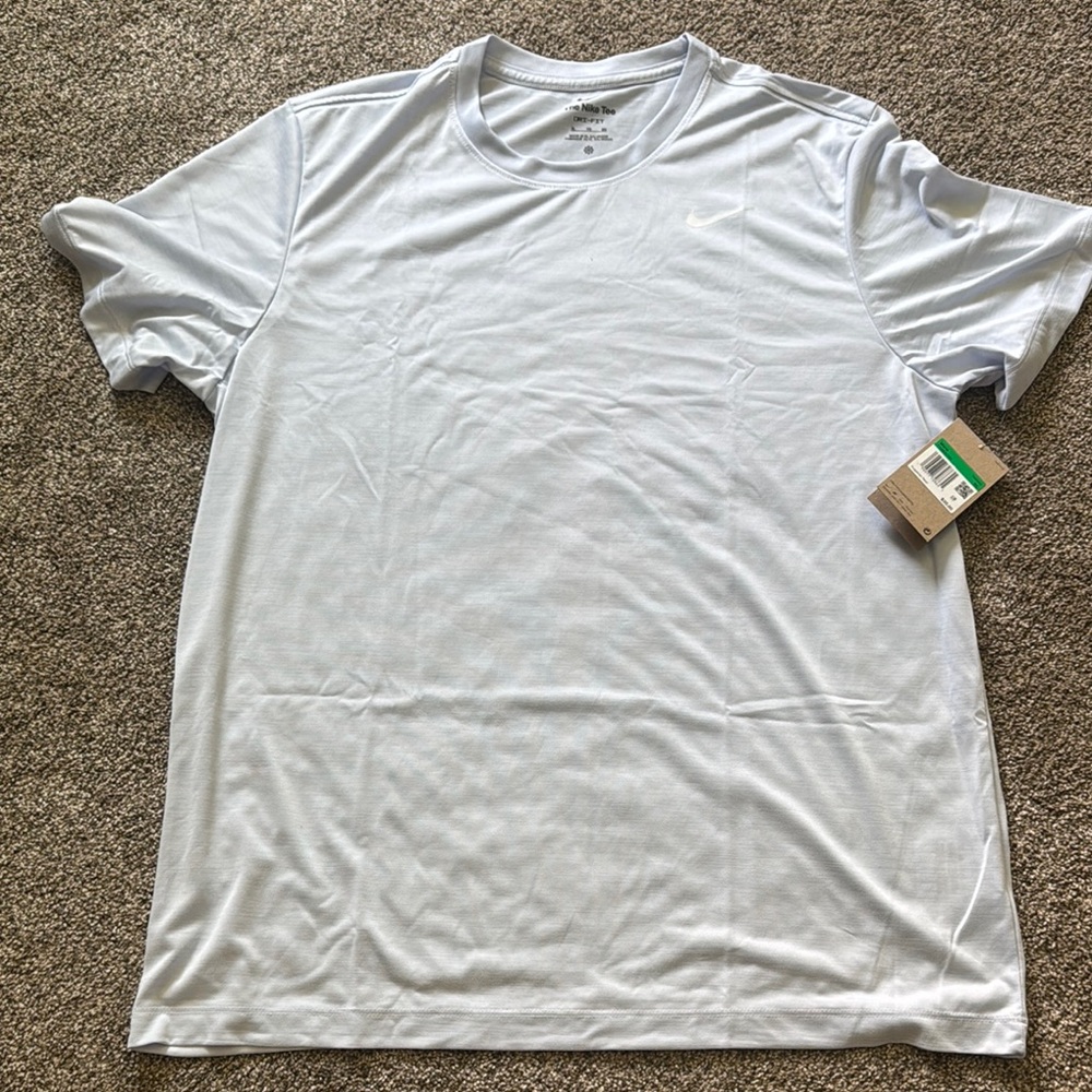 Nike Men's Pale Light Blue Short Sleeve Tee